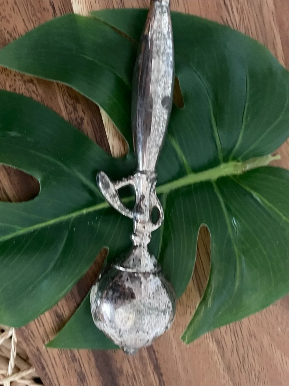 PartyLite vintage silver plated ice cream scoop candle snuffer with tarnish